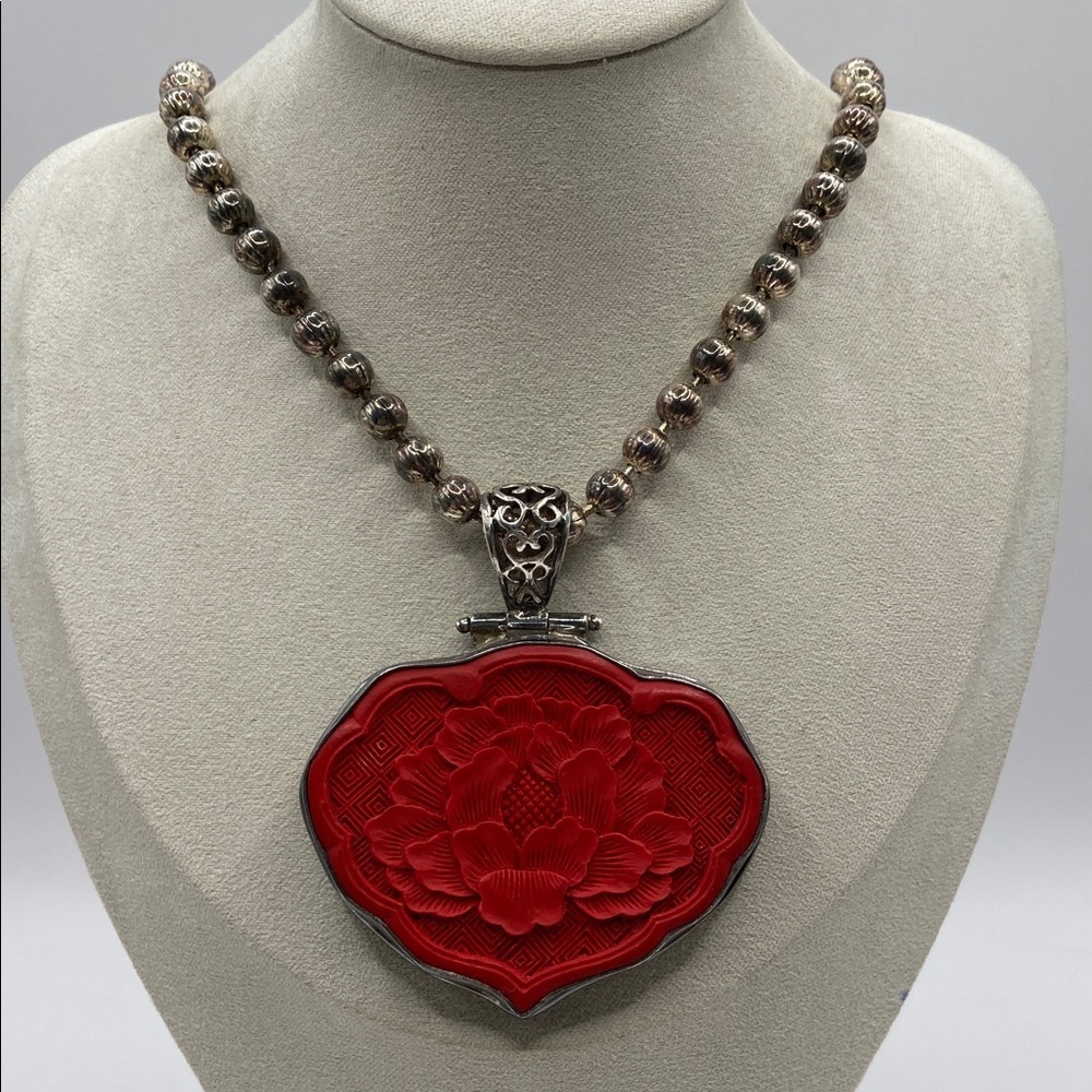 Vintage Sterling Silver Large Chinese Cinnabar Heart Shaped Pendant - Picture 6 of 10